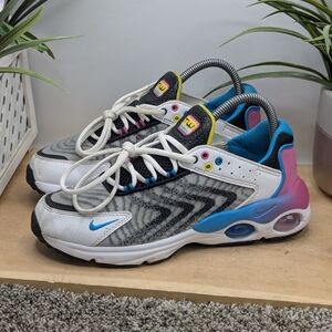 Nike Air Max TW SEMulti-Color (GS) Size 5.5 Women's Size 7 Sports Walking Shoes